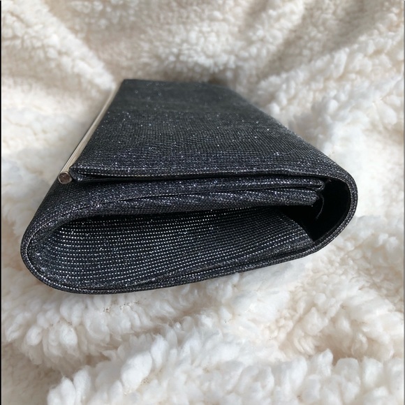 Lily & Ivy Sparkling Grey Evening Clutch - Picture 3 of 5